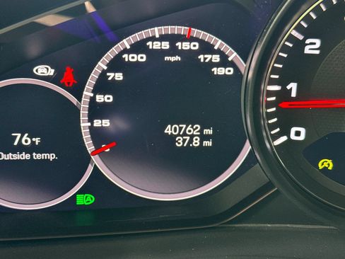 Certified 2023 Porsche Cayenne GTS AWD/4WD image 27