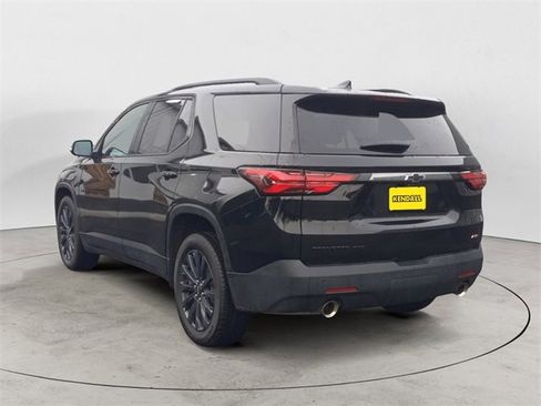 Used 2022 Chevrolet Traverse RS image 3