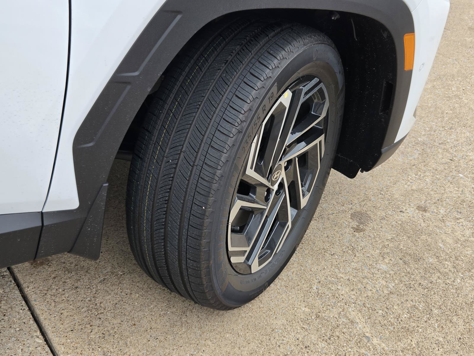 New 2026 Hyundai Tucson Limited AWD/4WD image 7