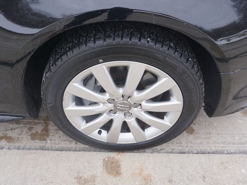 Used 2015 Audi A4 2.0T Premium w/ Audi MMI Navigation image 11