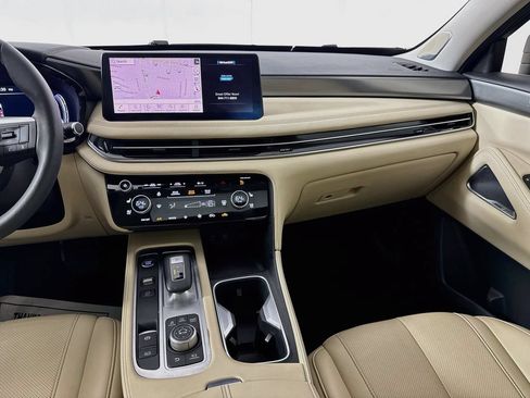 Certified 2023 INFINITI QX60 Luxe w/ Performance Audio Package AWD/4WD image 32