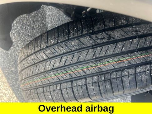 Certified 2025 Nissan Rogue S image 28