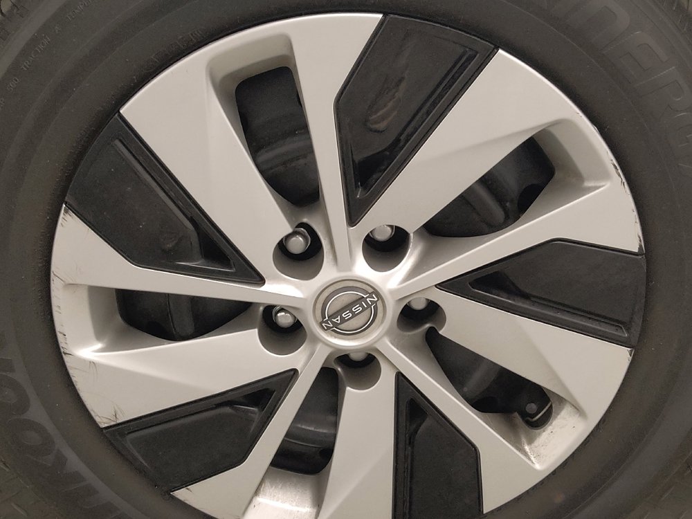 Used 2025 Nissan Altima 2.5 S FWD image 31