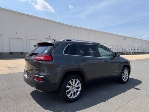 Used 2014 Jeep Cherokee Limited AWD/4WD image 4