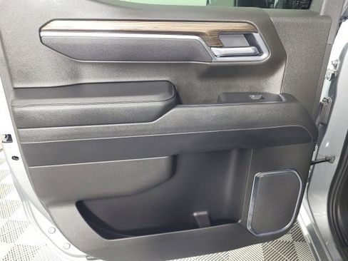 Used 2025 Chevrolet Silverado 1500 LT image 23