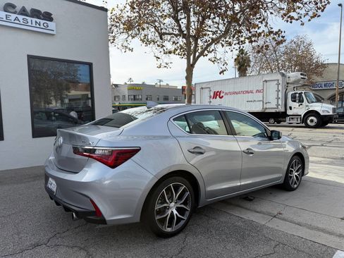 Used 2020 Acura ILX image 7