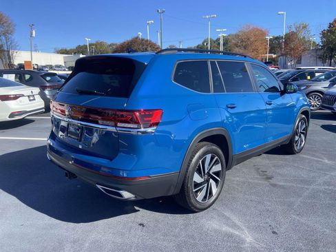 Certified 2025 Volkswagen Atlas SE w/ Panoramic Sunroof Package image 9