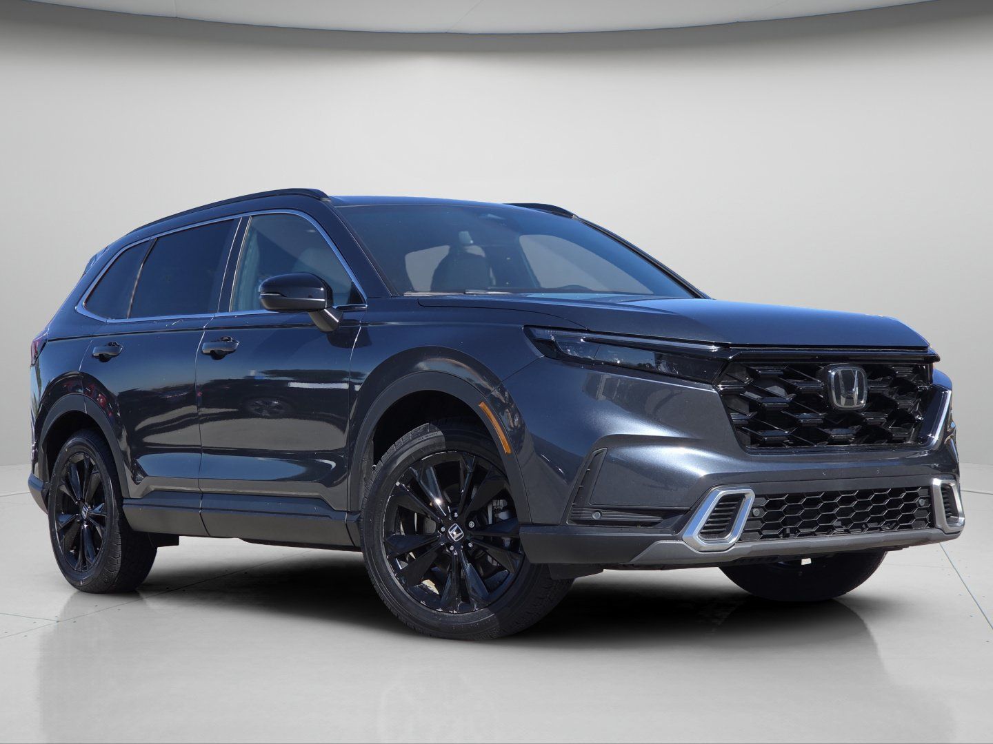 Used 2025 Honda CR-V Sport Touring image 2