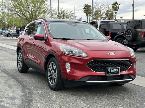 Used 2021 Ford Escape SEL w/ Technology Package image 10