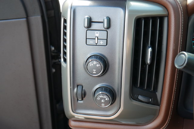 Used 2015 Chevrolet Silverado 3500 High Country w/ Duramax Plus Package AWD/4WD image 20