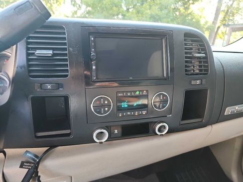 Used 2009 Chevrolet Silverado 1500 LT w/ Texas Edition image 24