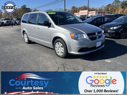 Used 2017 Dodge Grand Caravan SE w/ Power Window Group