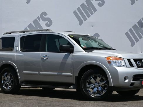 Used 2013 Nissan Armada SV w/ Driver Pkg RWD image 3