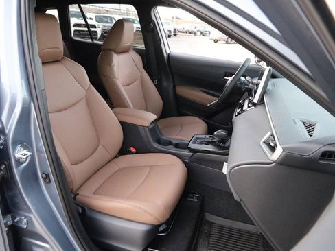 New 2026 Toyota Corolla Cross XLE image 29