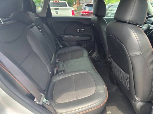Used 2018 Kia Soul ! w/ Tech Package FWD image 22