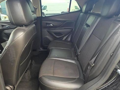 Used 2021 Buick Encore Preferred AWD/4WD image 9
