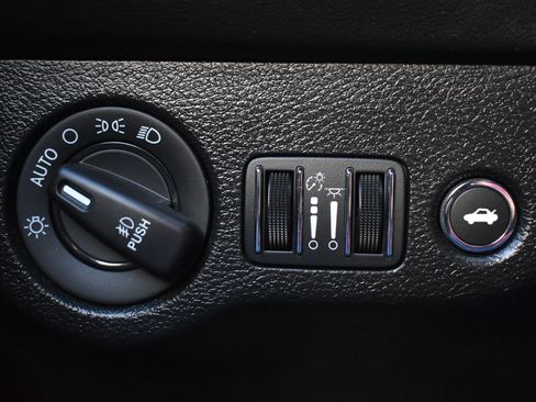 Used 2023 Dodge Challenger R/T w/ Plus Package image 19