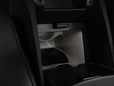 Used 2025 Mercedes-Benz Maybach GLS 600 4MATIC image 88