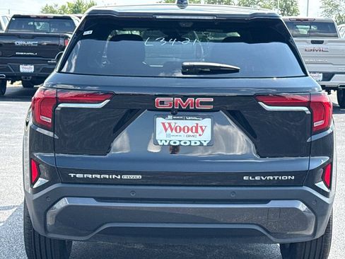 New 2027 GMC Terrain Elevation w/ Technology Package II AWD/4WD image 9