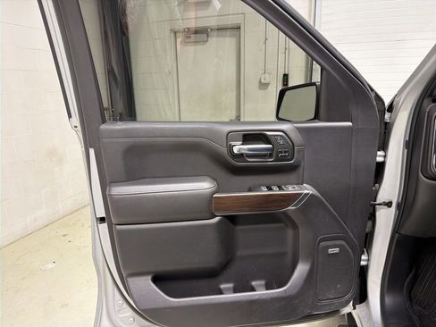 Used 2019 GMC Sierra 1500 SLT AWD/4WD image 11