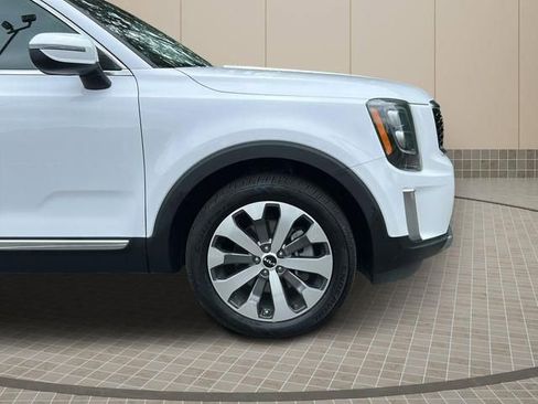 Used 2022 Kia Telluride EX w/ EX Premium Package FWD image 31