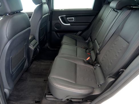 Used 2019 Land Rover Discovery Sport SE AWD/4WD image 28
