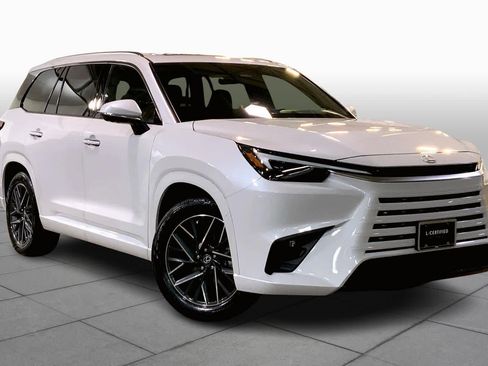 Used 2025 Lexus TX 350 AWD image 2