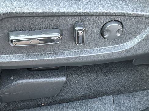 Used 2025 Honda Pilot Elite image 7