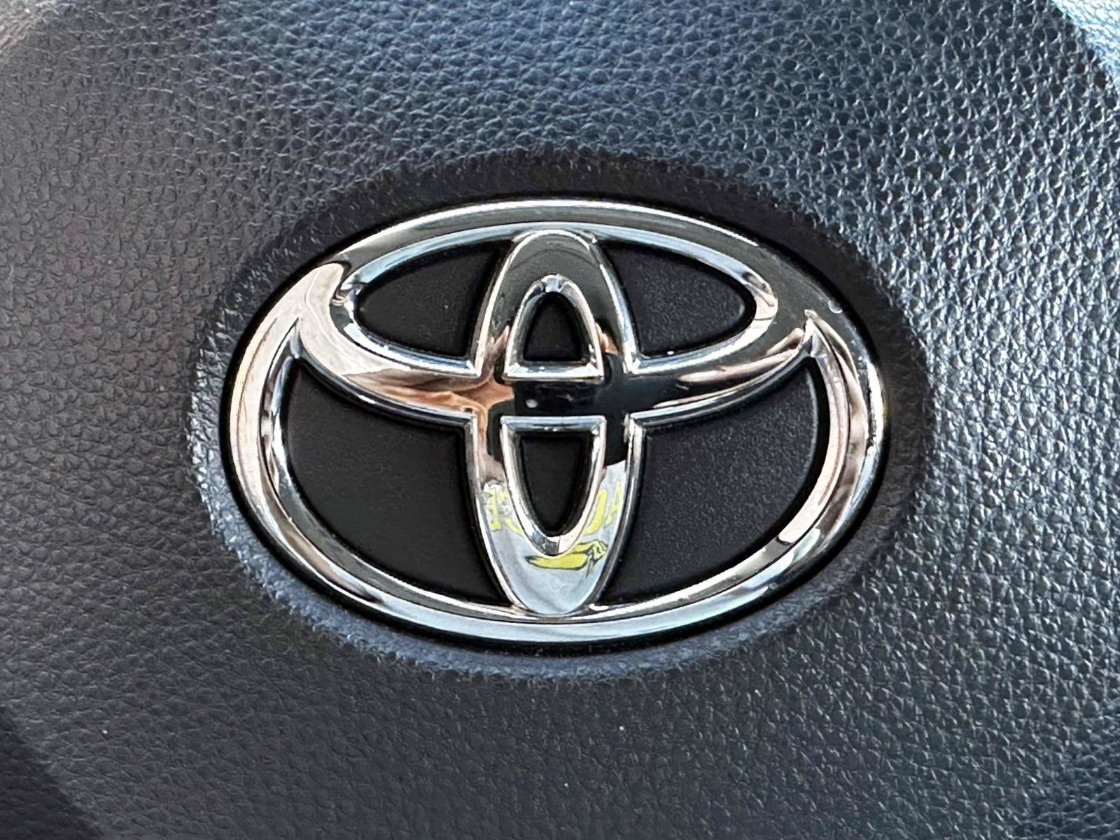 Certified 2022 Toyota Corolla LE w/ Premium Interior Package FWD image 24