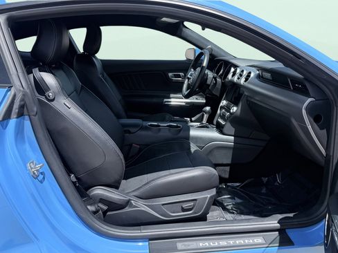 Used 2022 Ford Mustang GT Premium RWD image 5