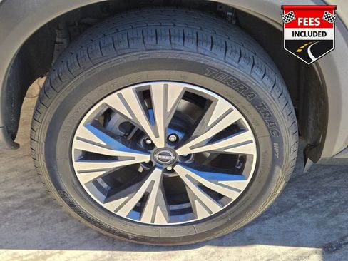 Used 2022 Nissan Rogue SV AWD/4WD image 10