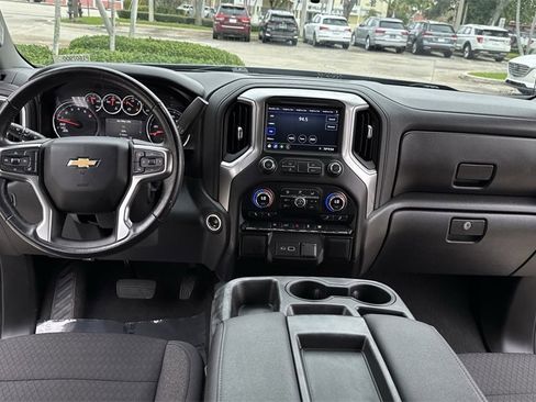 Used 2021 Chevrolet Silverado 1500 LT image 37
