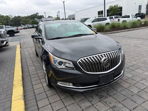 Used 2016 Buick LaCrosse Premium w/ Driver Confidence Package #1 FWD image 4