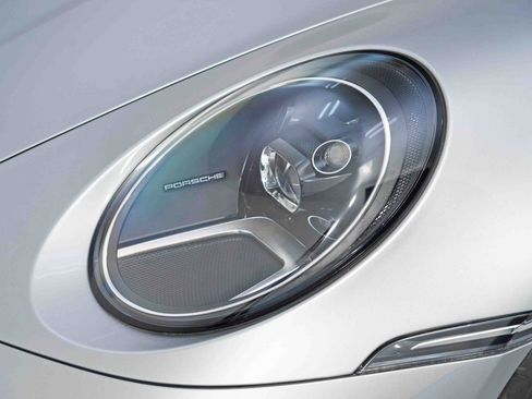 Used 2024 Porsche 911 Targa 4 w/ Premium Package image 55