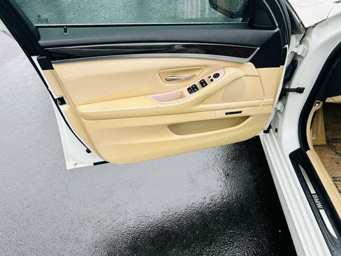 Used 2012 BMW 528i Sedan image 16