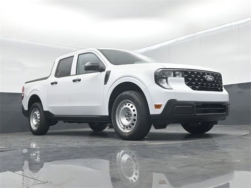 New 2026 Ford Maverick XL image 38