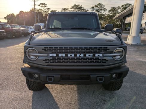 New 2025 Ford Bronco Badlands image 9