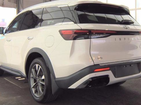 Certified 2023 INFINITI QX60 Luxe w/ Performance Audio Package AWD/4WD image 8