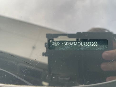 Used 2018 Kia Sportage LX image 16