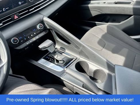 Used 2023 Hyundai Elantra SEL FWD image 26