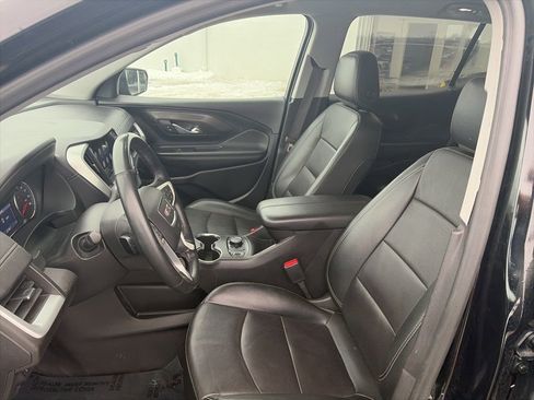 Used 2023 GMC Terrain SLT image 10