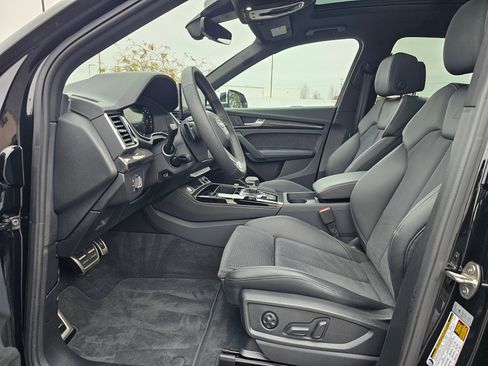 Certified 2025 Audi SQ5 Premium Plus w/ Premium Plus Package image 12