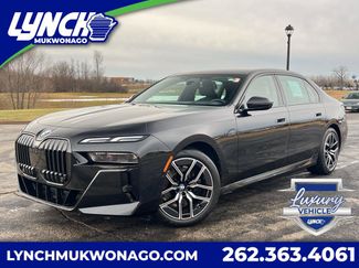 Used 2023 BMW 760i xDrive video 1