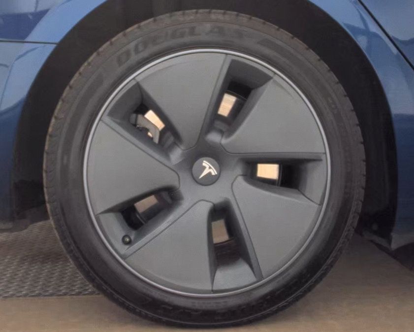 Used 2023 Tesla Model 3 Standard Range RWD image 14
