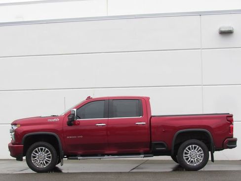 Used 2023 Chevrolet Silverado 3500 High Country image 4