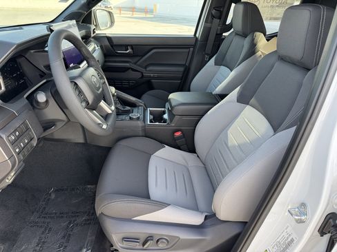 New 2026 Toyota Tacoma TRD Sport RWD image 2