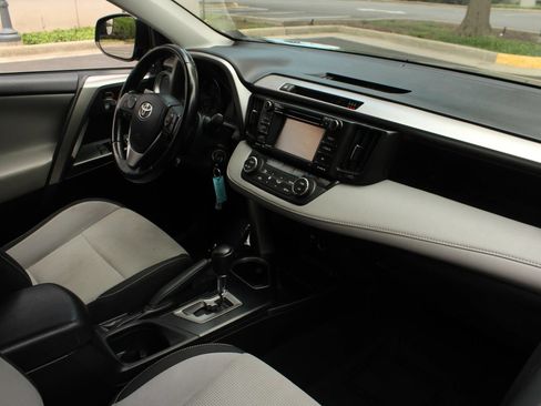 Used 2017 Toyota RAV4 XLE w/ All Weather Liner Package AWD/4WD image 25