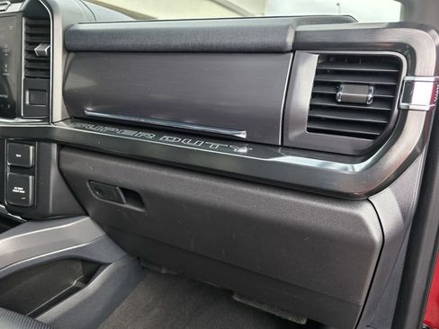 Used 2024 Ford F350 Lariat image 24