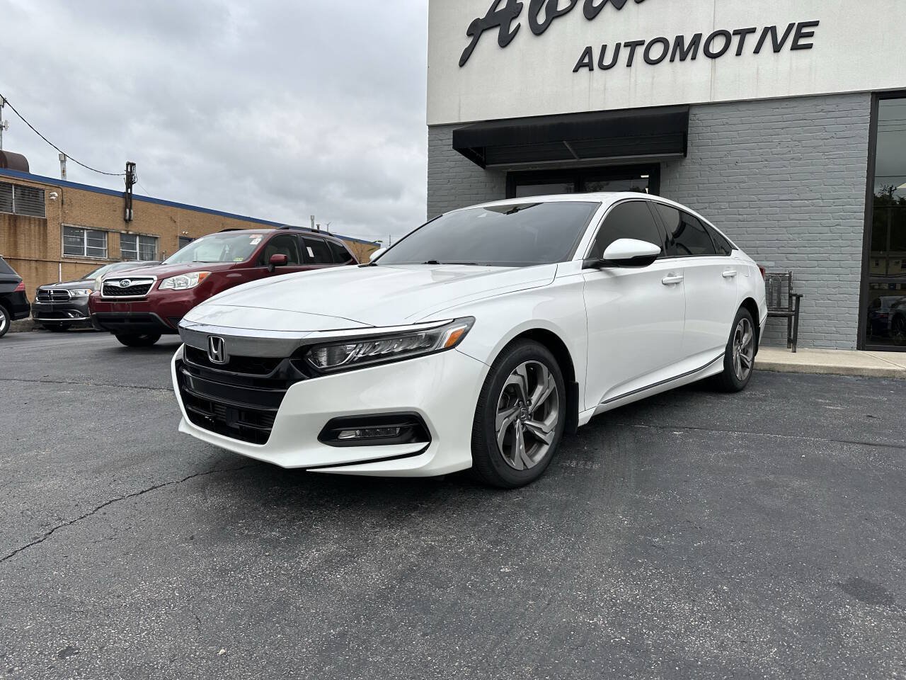 Used 2018 Honda Accord EX-L image 1