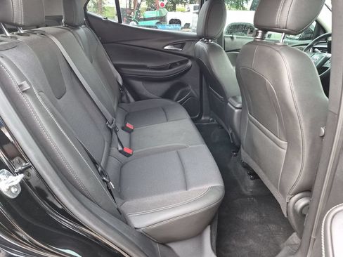 Used 2024 Buick Encore GX Preferred FWD image 21